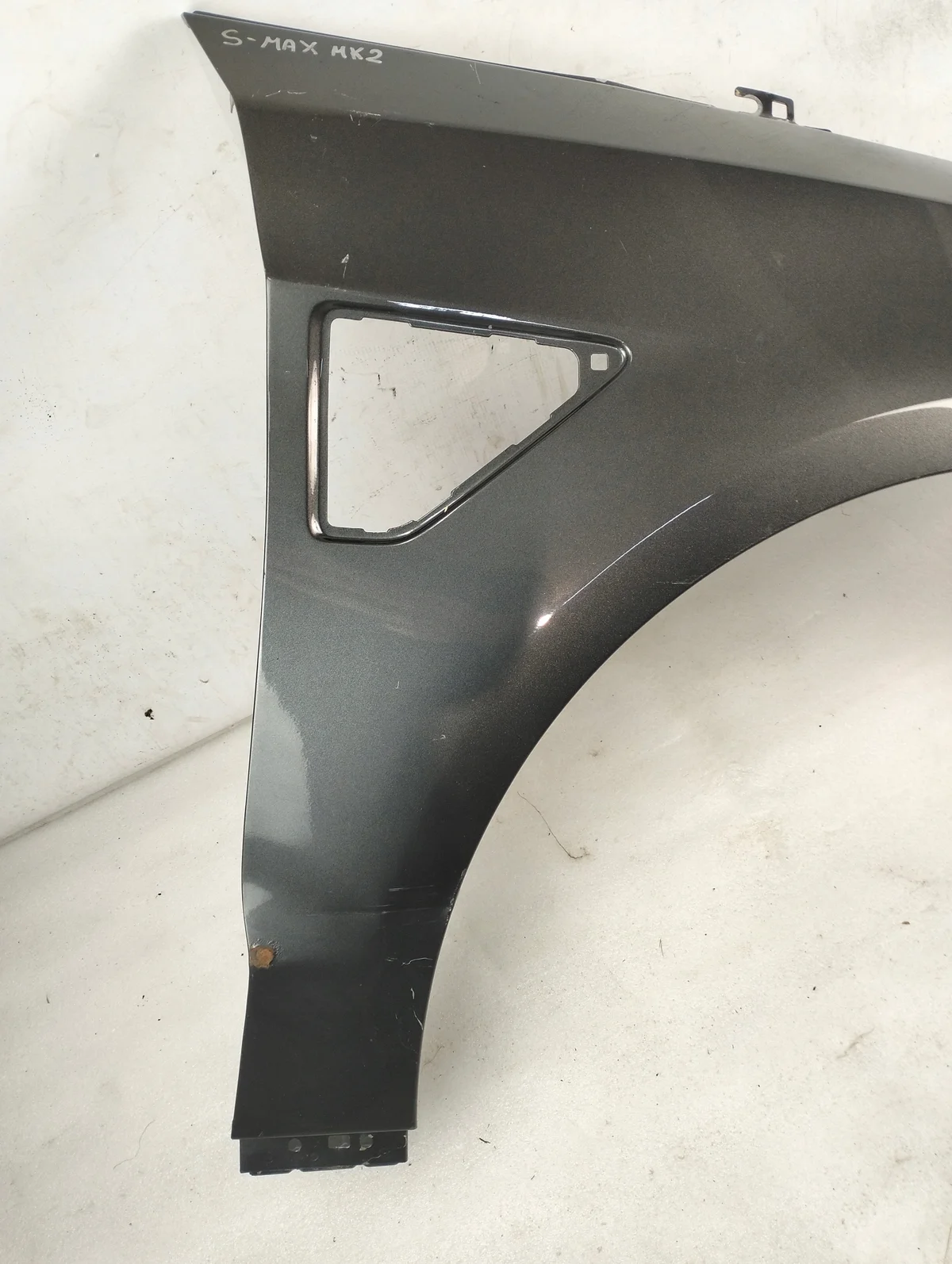 Ford S-Max MK2 Front Right Fender Used EM2B-R16005-AE image 3