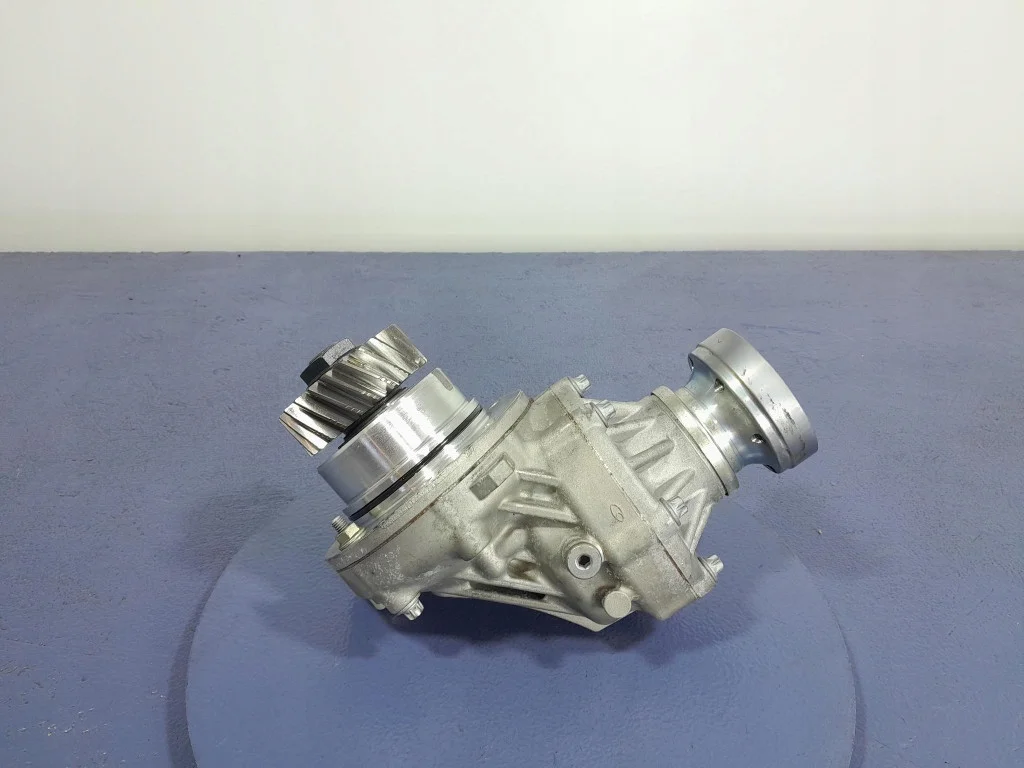 Mercedes A W177 A45S vaihteiston osa image 5