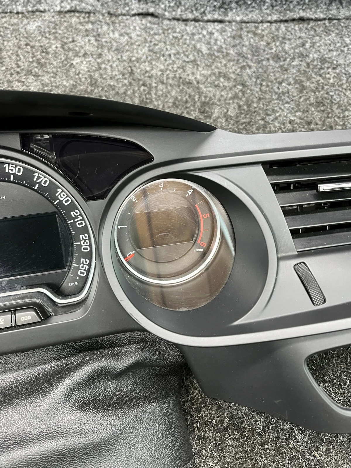 Citroen C5 X7 Instrumentpanel 9665560480 image 8