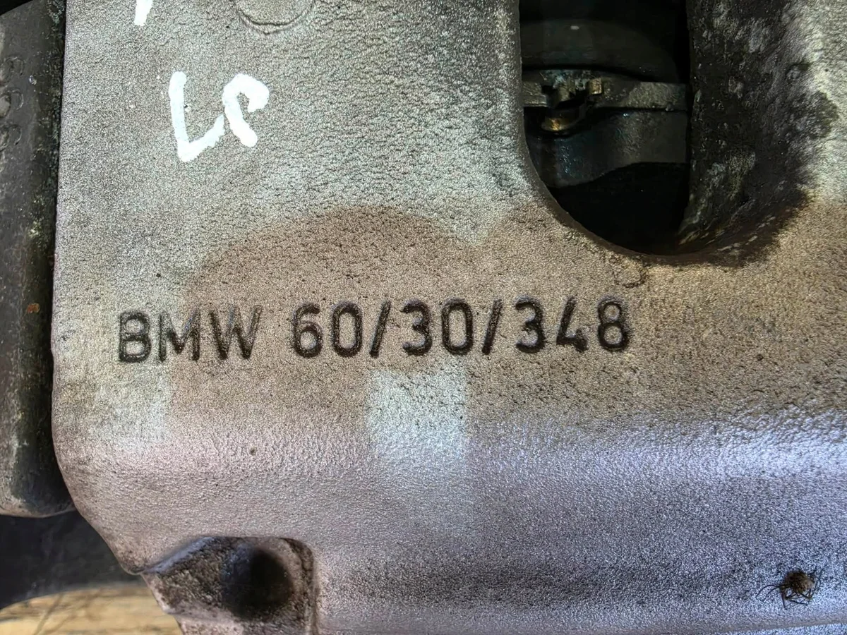 Bremssattel Links Vorne BMW F10 F11 3.0D image 3