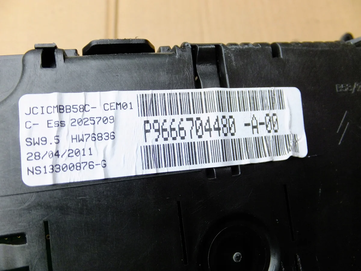Compteur Citroën C4 Picasso 1.6 VTI image 3