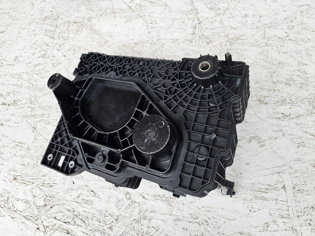 Renault Arkana Batteriehalterung 244292180R image 5