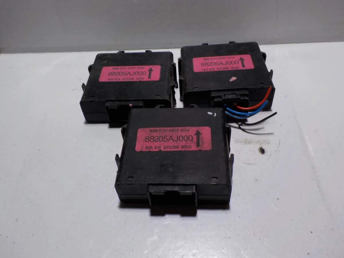 Subaru Legacy Modul Wegfahrsperre 88205AJ000