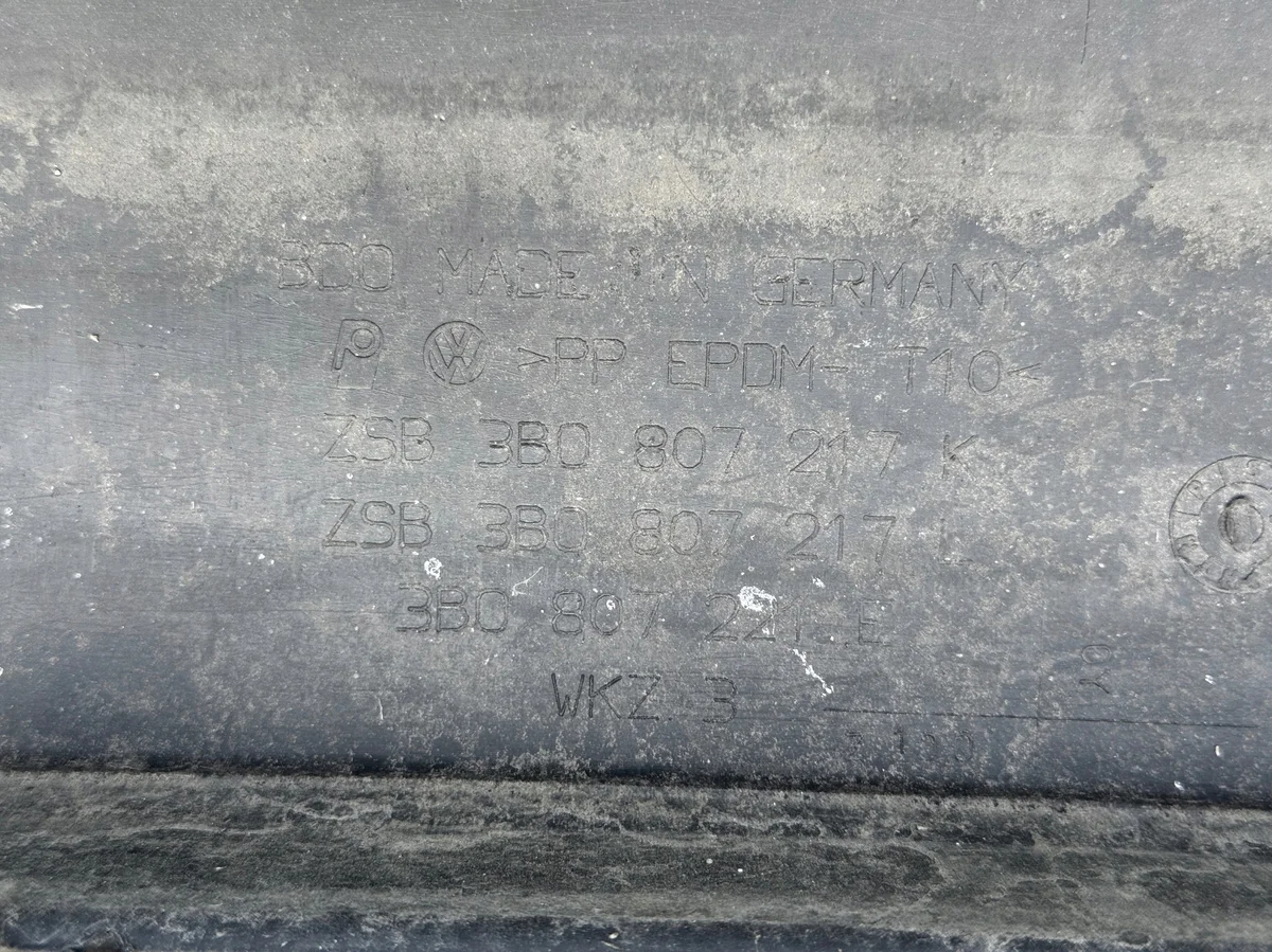 Pare-chocs avant VW Passat B5 FL 3B0807217K image 9