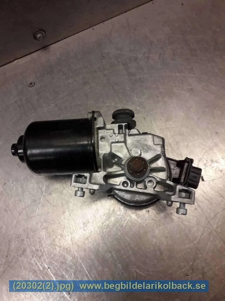 Moteur d'essuie-glace Toyota Prius 2006 BEG5724