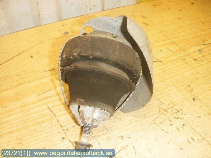 Volvo S80 Vaihteiston Tuki BEG5992