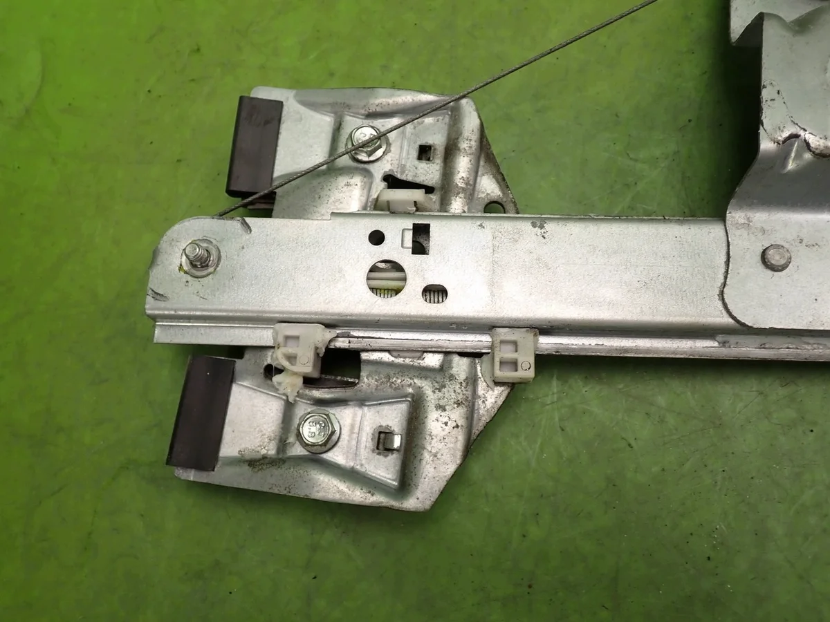 Ruitmechanisme Mercedes Sprinter W906 Links Voor image 3