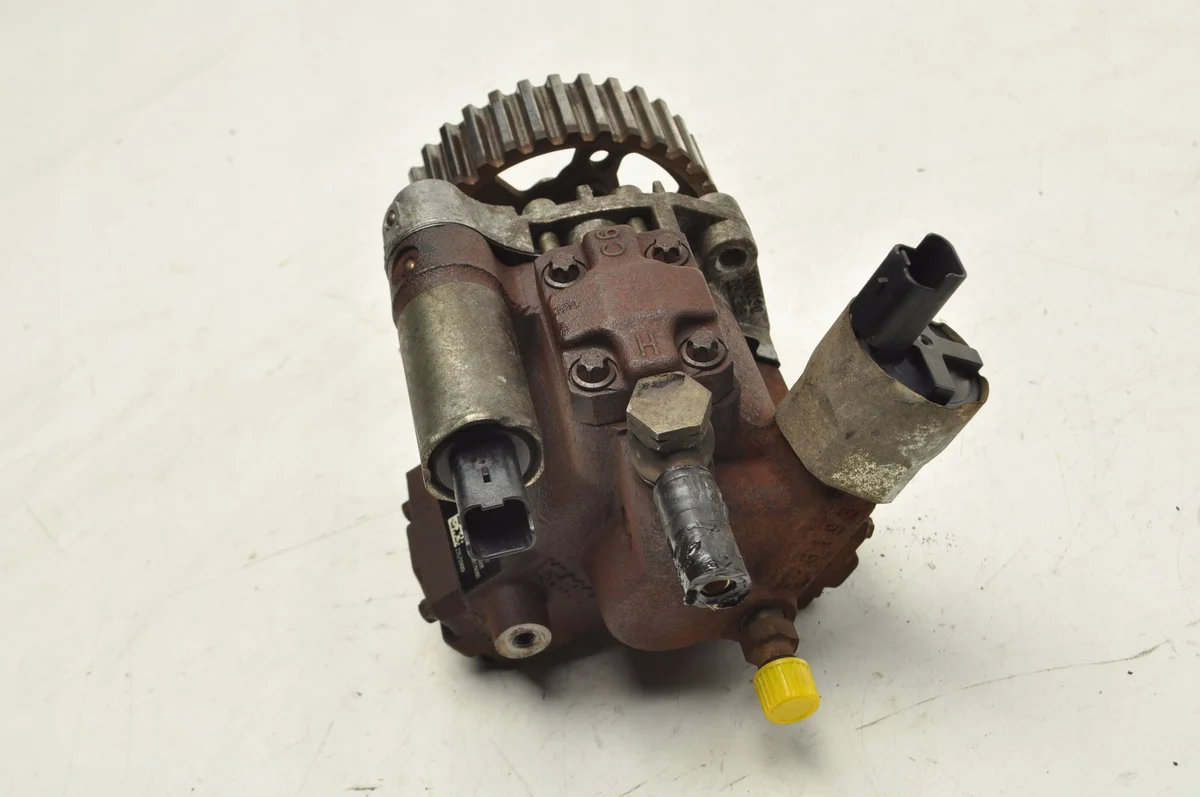 Einspritzpumpe Ford Fiesta 9658176080 image 5