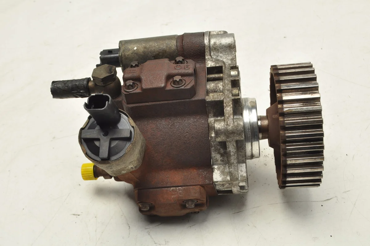 Einspritzpumpe Ford Fiesta 9658176080 image 6