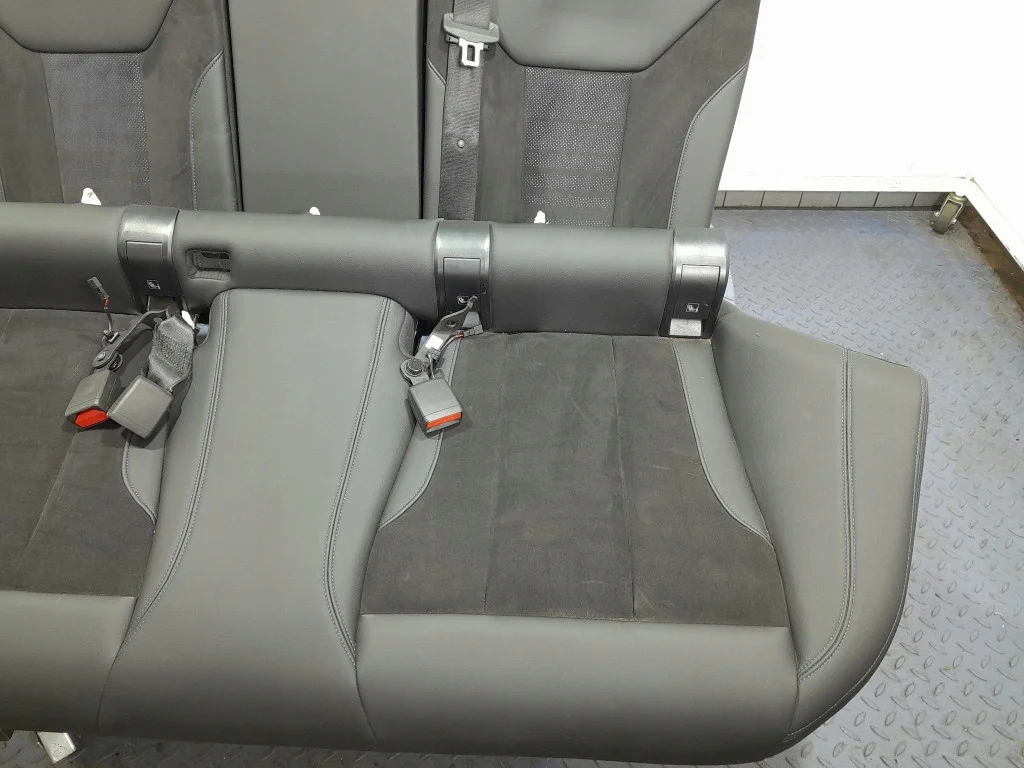 BMW 4 G26 taka istuin, M-paketti image 4