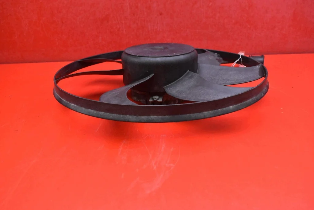 Ventilador VW Jetta V 1.4 TSI 05-11 Usado image 6