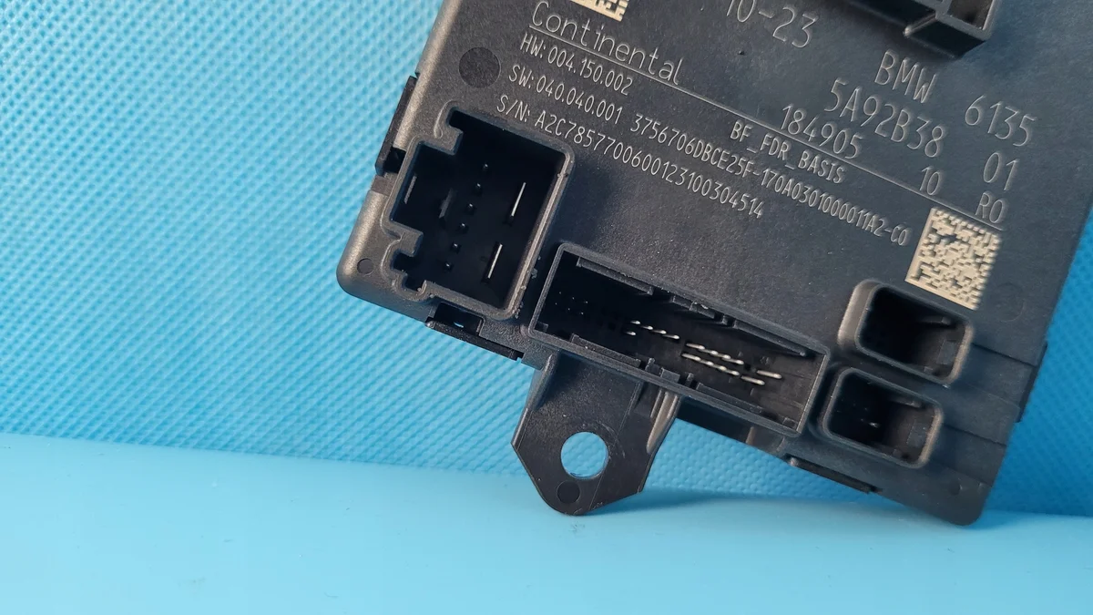 Módulo Control Puerta BMW X1 U11 23r OEM 5A92B38 image 4
