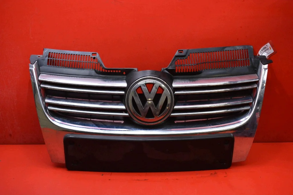 Grille chromé VW Jetta 5 (1K5853653)
