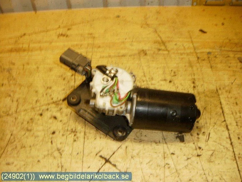 Motor Limpa Para-Brisas Nissan Terrano 1999 BEG6423