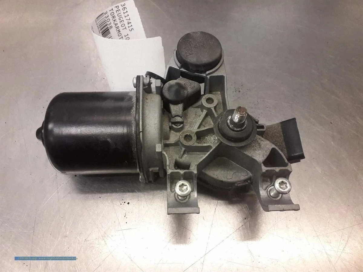 2009 Peugeot 107 Wiper Motor BEG6417 Used
