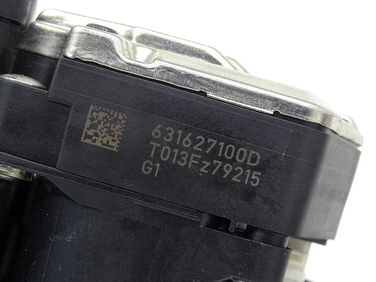 Sicherheitsgurt Vorne Links VW Passat B8 3G image 6