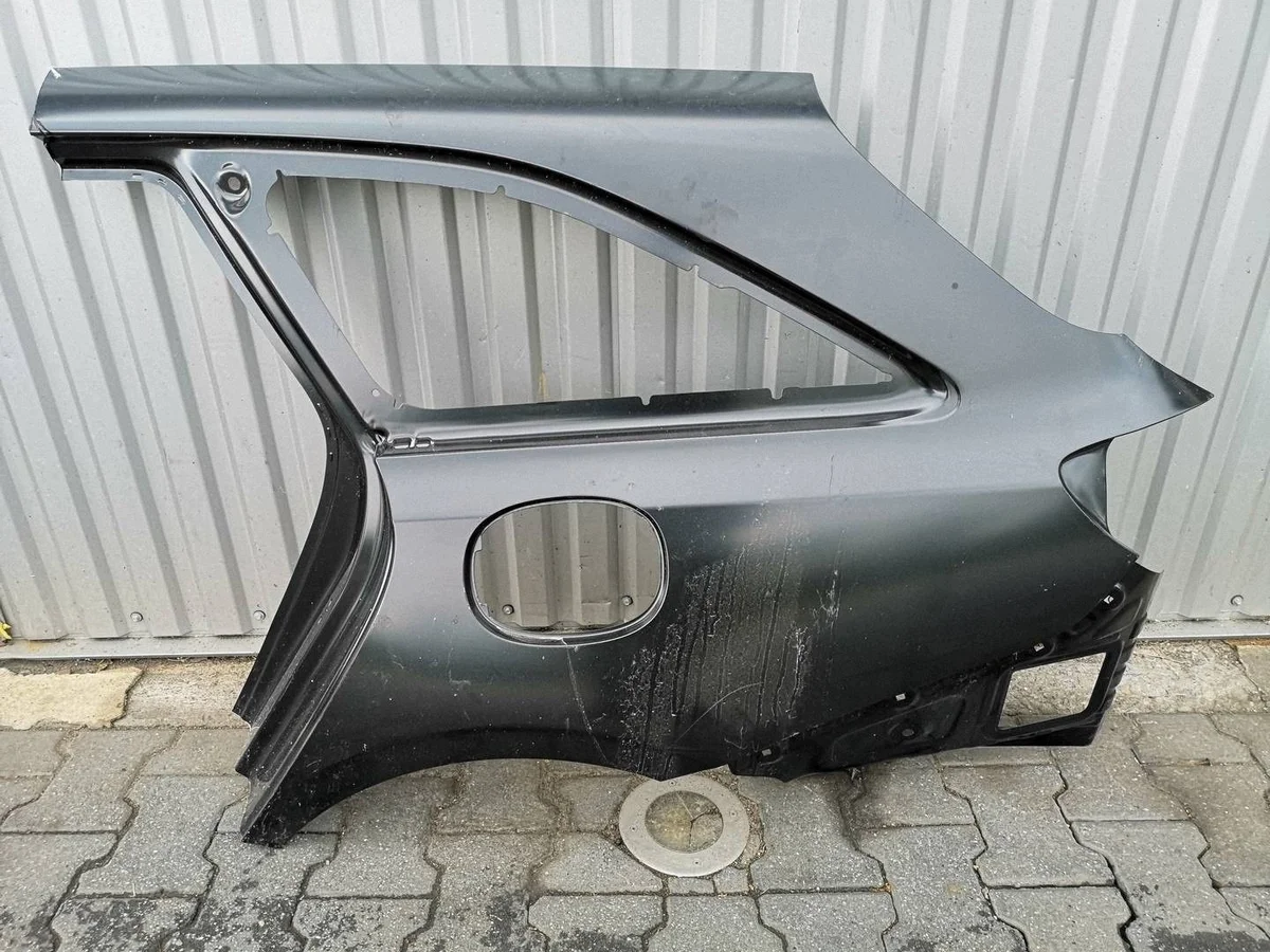 KIA Ceed 2023 Kombi Guardabarros Izquierdo Trasero