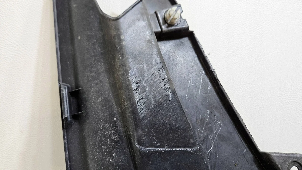 Bordure de coffre Tesla Model S occasion image 7