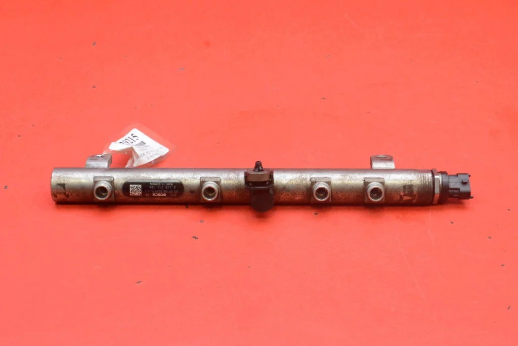 Rampe d'injection Iveco Daily 3.0 HPI 150 CV