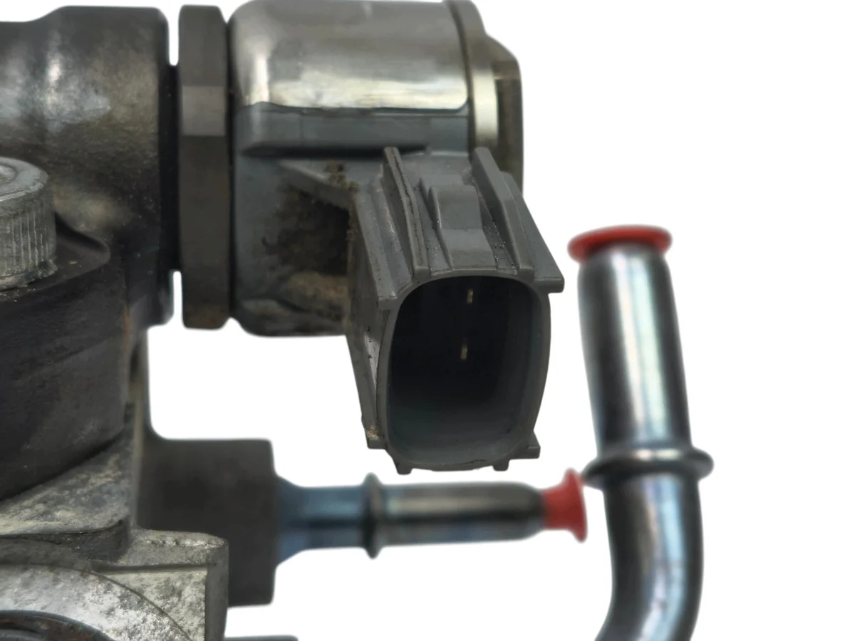 Einspritzpumpe Volvo V40 V60 XC60 2.0 D2 D3 D4 image 6