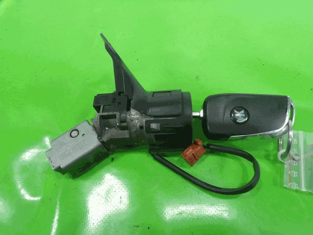 Peugeot 207 Zündschloss F-396502-