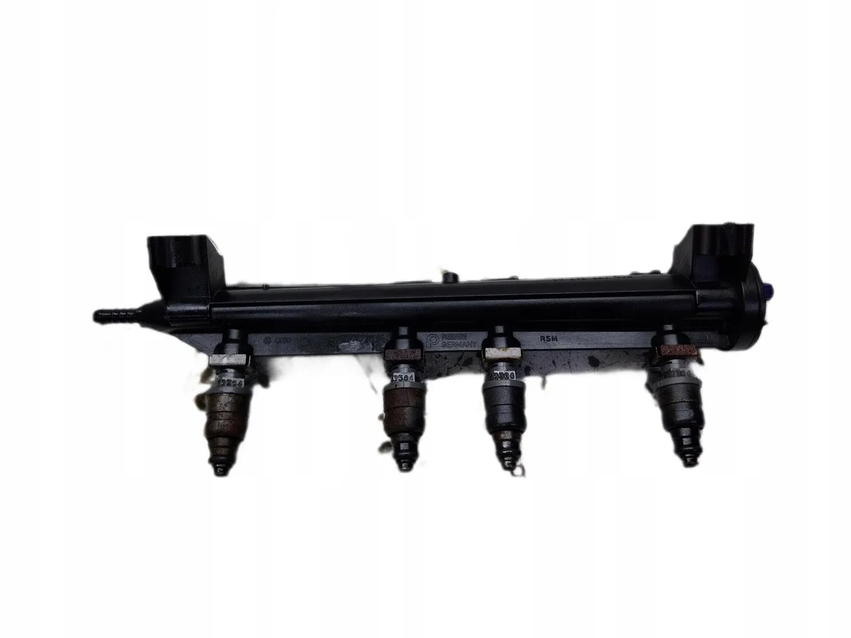 VW Golf V 1.6 MPI Injector Rail 06A133317AS image 3