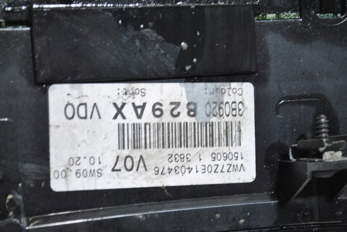 Instrumentpanel VW Passat B5 3B0920829AX image 6
