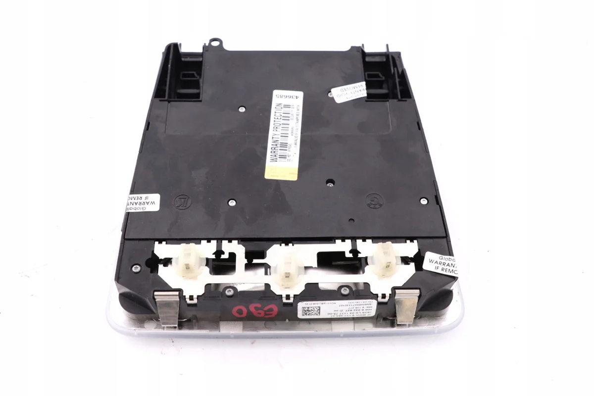 Luz Teto BMW E81 E87 E90 E91 E92 Preto OEM 9120446 image 9