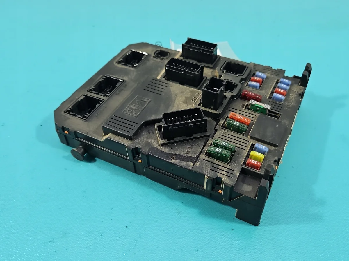 Peugeot 206 Comfort Module Control Unit BSI image 4