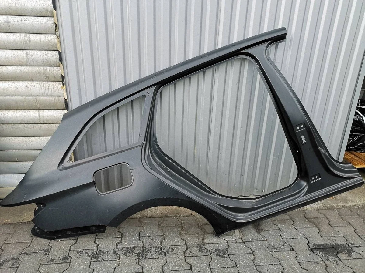Seat Leon IV 2025 Kotflügel Schweller rechts