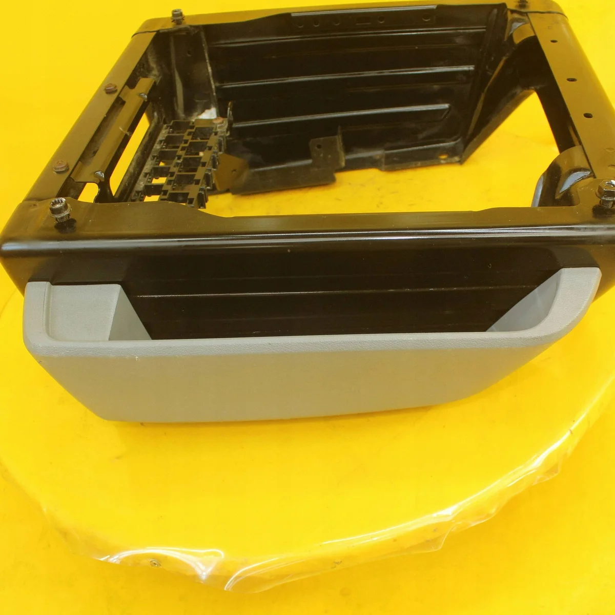 Support siège avant droit VW T5 10374 image 3