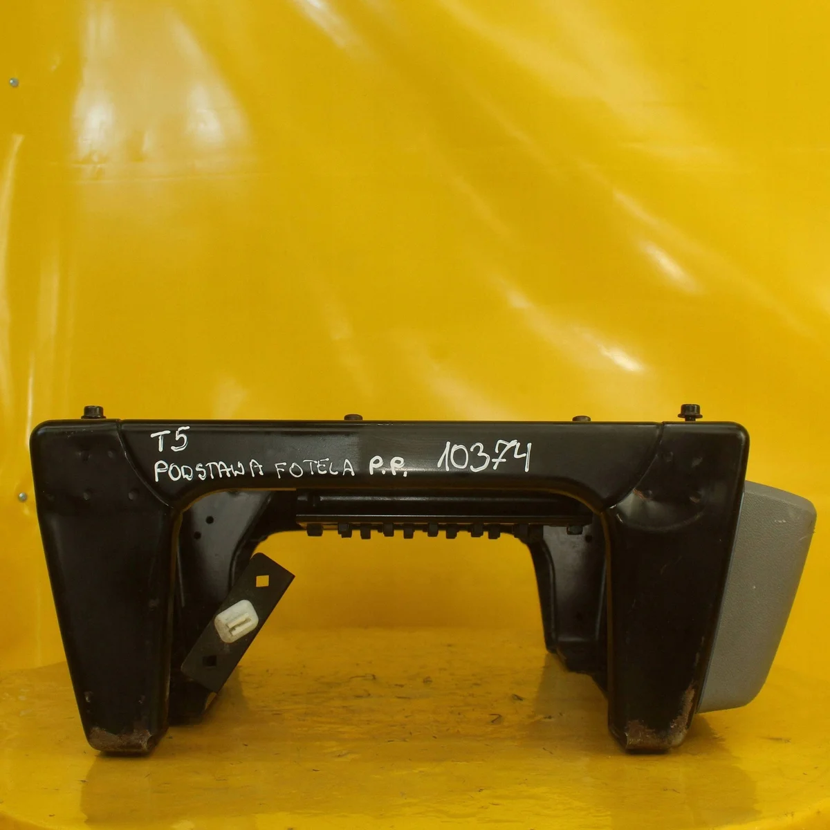 Support siège avant droit VW T5 10374 image 6