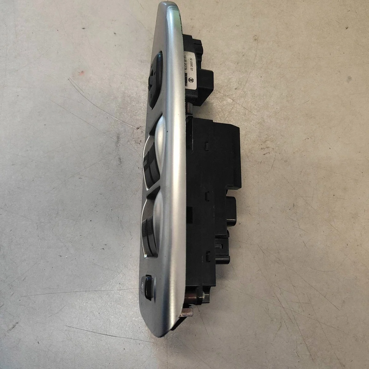 Mazda OE Window Switch Panel 66350 image 4