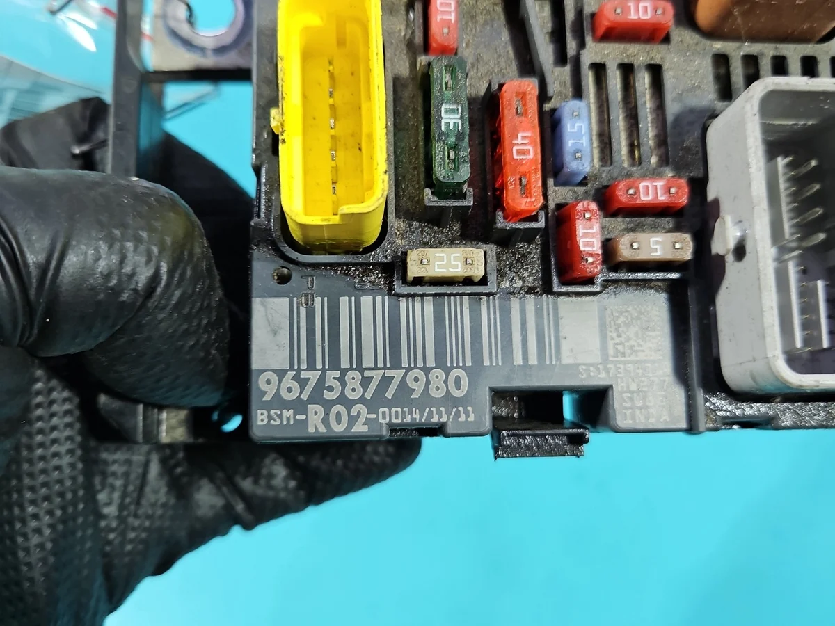Módulo BMS Citroen C4 Grand Picasso 06-13 image 6