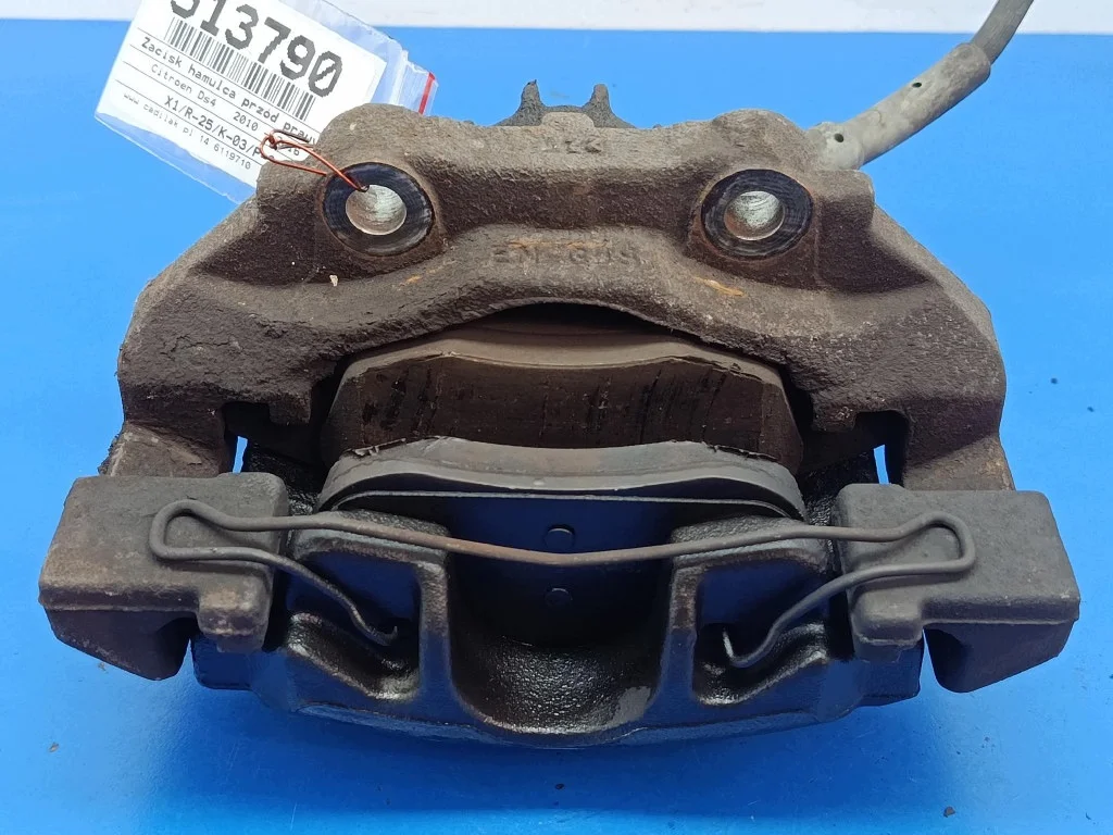 CITROEN DS4 1.6HDI Bremssattelhalter Rechts VORNE
