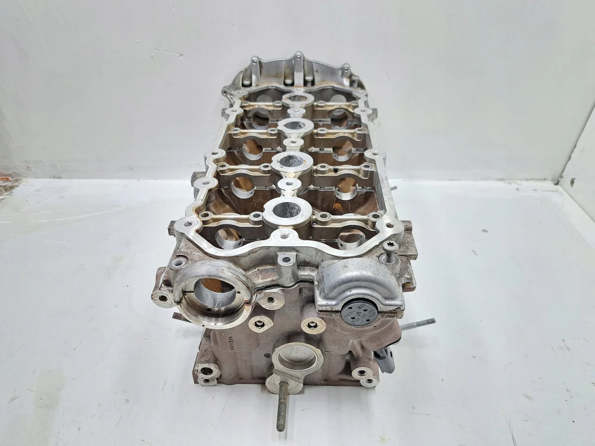 Engine Cylinder Head 2.0 TFSI 06F103373 image 3