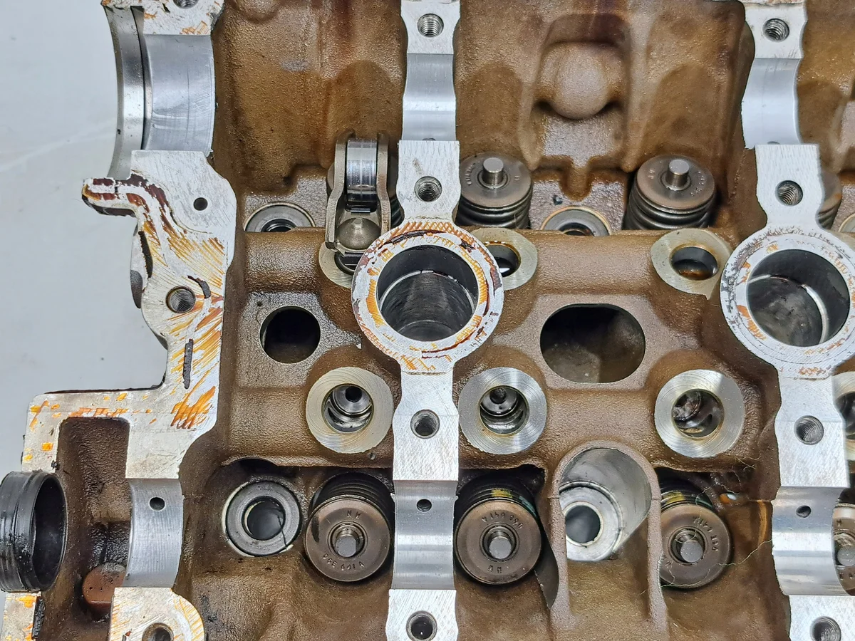 Engine Cylinder Head 2.0 TFSI 06F103373 image 7