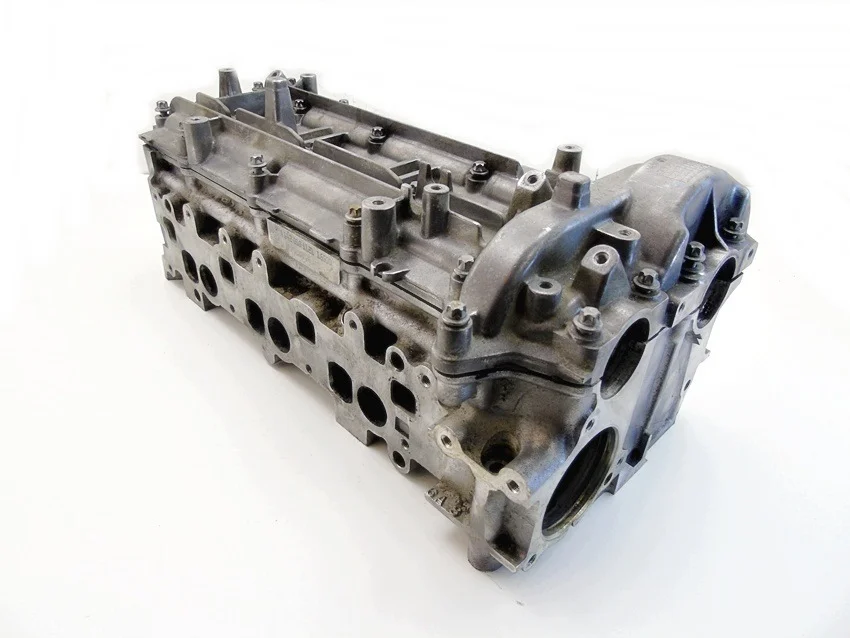 Cylinderhuvud 3.0 320 CDI Mercedes E W211