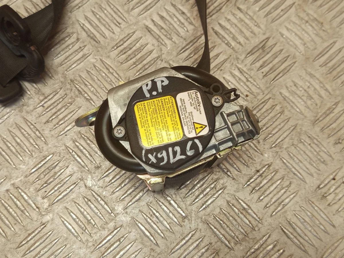 Opel Combo D Säkerhetsbälte Höger Fram image 3