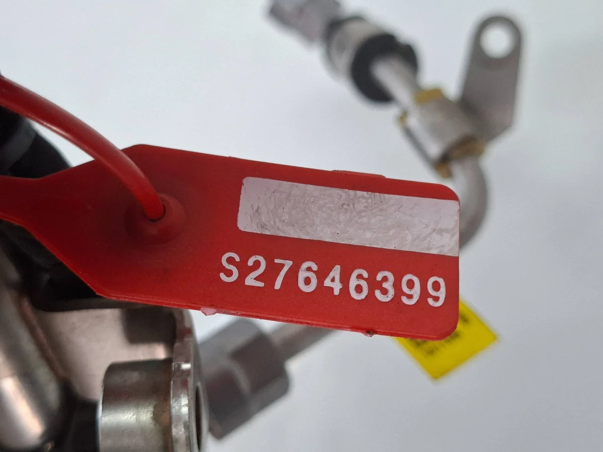 Einspritzleiste 55503731 55492929 Opel Astra K image 7