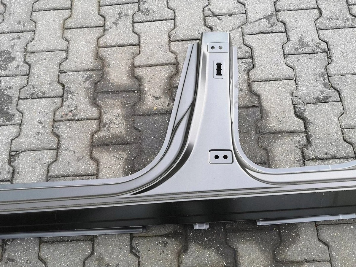SEAT LEON IV 5FA Panel Lateral Izquierdo image 3