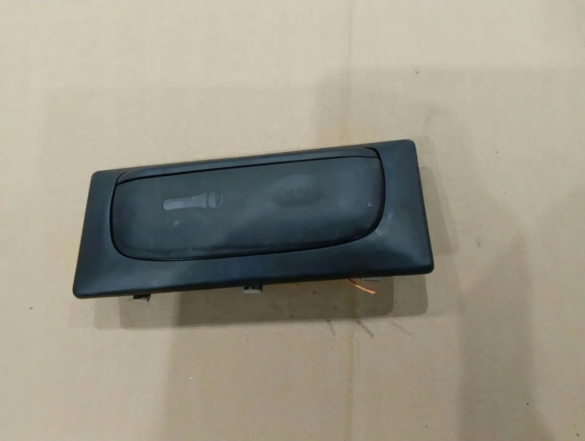 Lampe de coffre Jeep Grand Cherokee WK2