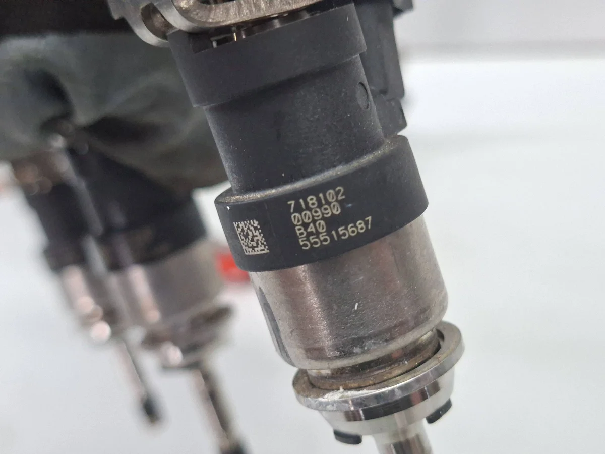 Rampe d'injection Opel Astra K Corsa E 1.2 Turbo image 6