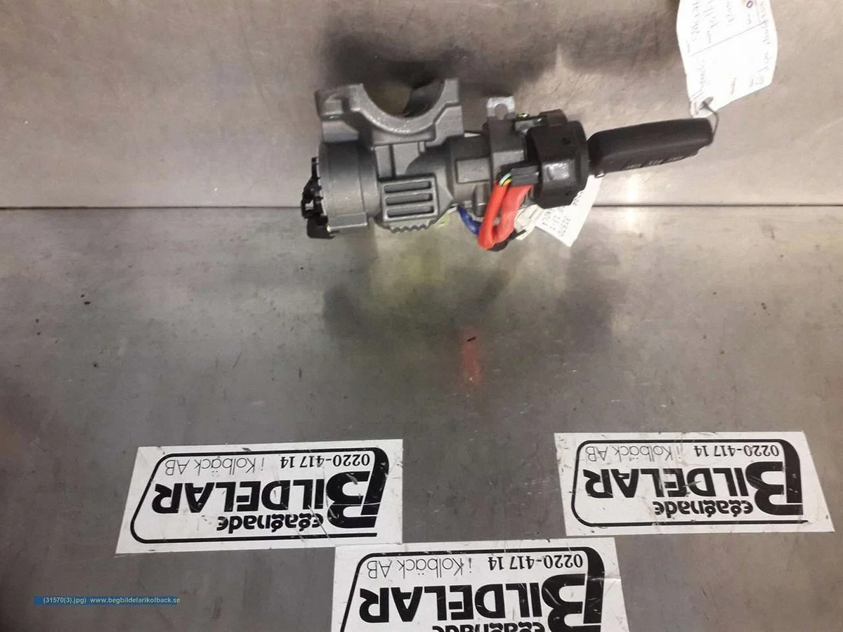 2015 Hyundai i30 Steering Column Lock BEG8234 image 3