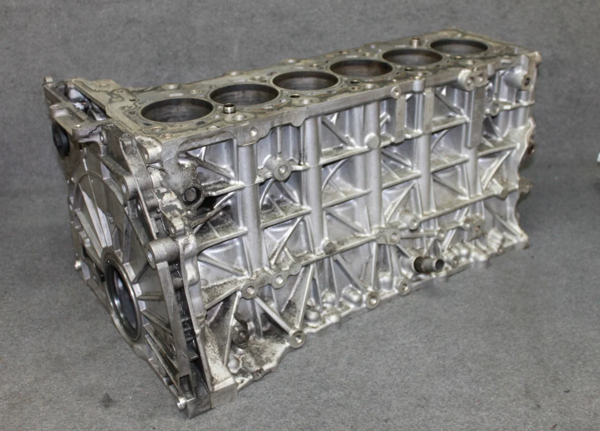 Bloc moteur BMW N57D30A 3.0D 258CV LIFT image 3