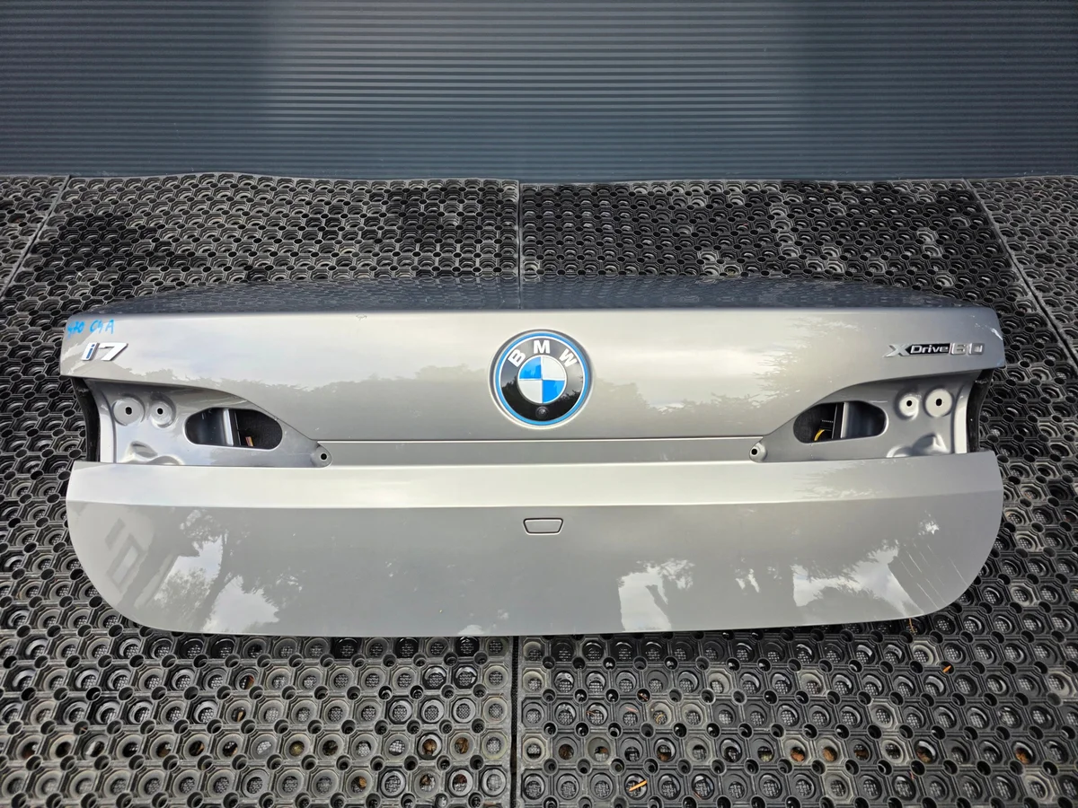 BMW G70 i7 Heckklappe Kofferraumdeckel gebraucht