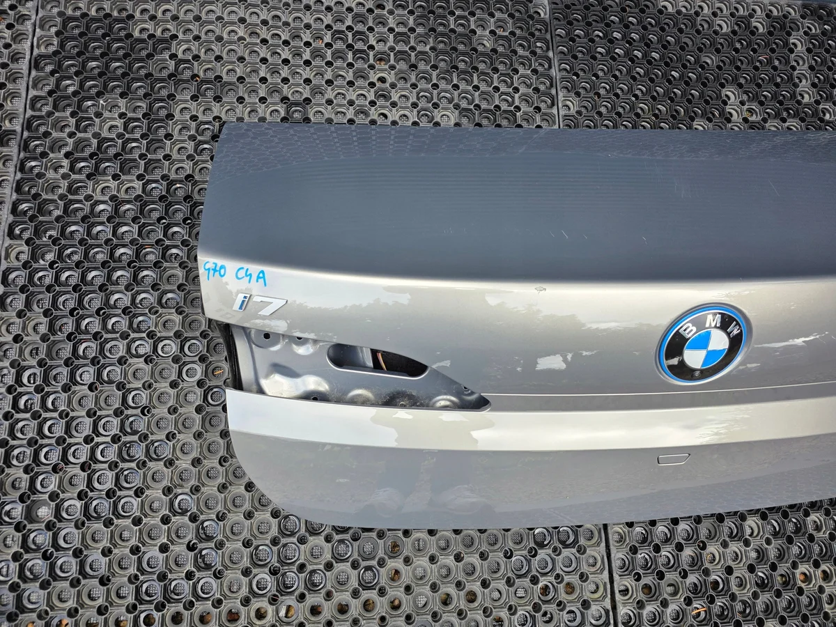 BMW G70 i7 Heckklappe Kofferraumdeckel gebraucht image 4