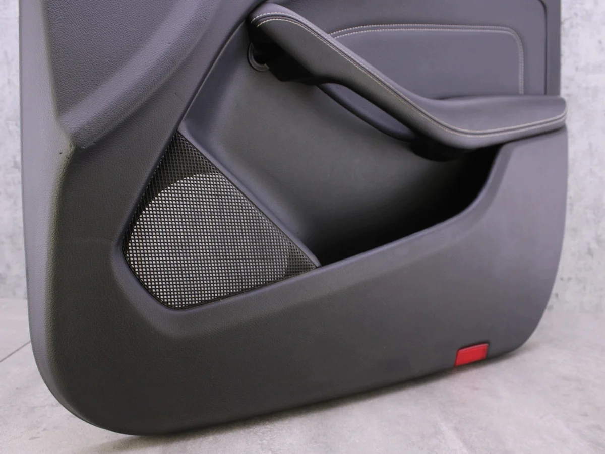 Mercedes B-Klass W246 dörrpanel höger fram image 6