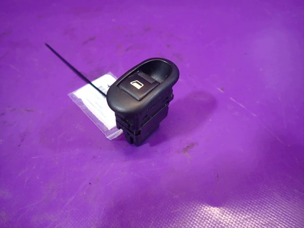 Citroen C203-08 Schakelaar Ramen Z-405159-