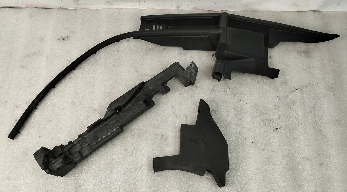 VW Tiguan III 571864237B Proteção Guarda-lamas Direito Usado